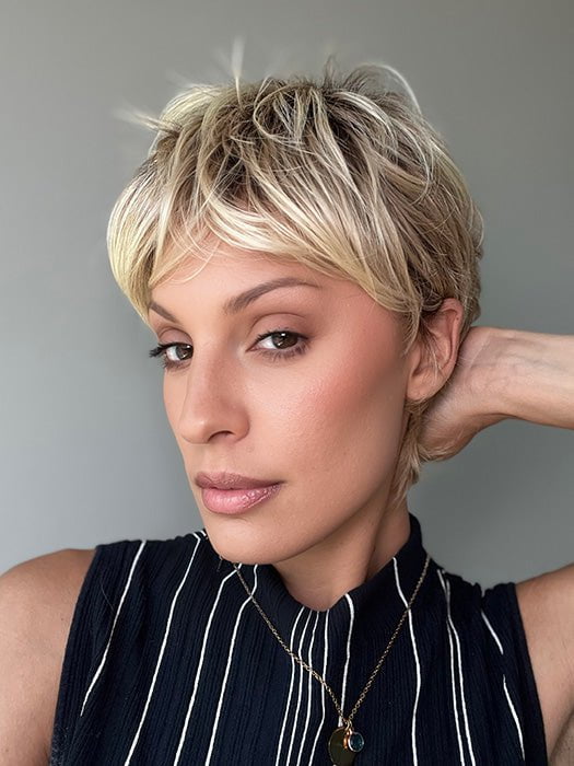 Swept Back Short Cut by Hairdo | Synthetic Wig – Wigs.com