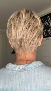 Emily H. @she_sheds_more wearing SAN FRANCISCO by BELLETRESS in color BEIGE LINEN BLONDE R | Neutral Beige Blonde mixed with Medium and Dark Blonde, Highlighted using Ash Blonde with Medium Brown Root color