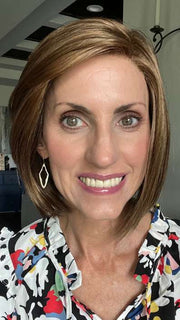 Lisa @beautifulyouwigreviews wearing ELITE by ELLEN WILLE in color MOCCA MIX | Medium Brown, Light Brown, and Light Auburn blend
