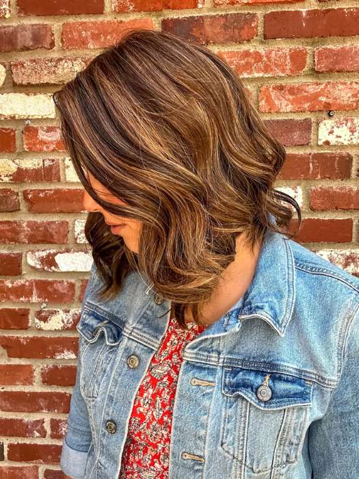 Jen Brown @being_mrs_brown wearing MIU by BELLETRESS in color RICH CHOCOLATE BROWN R | A mixture of Dark and Medium Brown, Highlighted with Dark Auburn, Strawberry, Mahogany and Rooted with Dark Brown