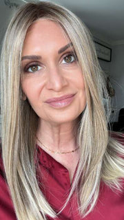 Emily H. @she_sheds_more wearing SLEEK by ELLEN WILLE in color SANDY BLONDE ROOTED 16.22.20 | Medium Blonde, Light Neutral Blonde, and Light Strawberry Blonde Blend with Shaded Roots