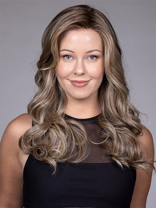 Model is wearing WITHERSPOON in BROWN SUGAR BLONDE-R | A warm, dimensional blend of medium brown and golden blonde highlights with natural-looking darker roots for depth and a sun-kissed finish.