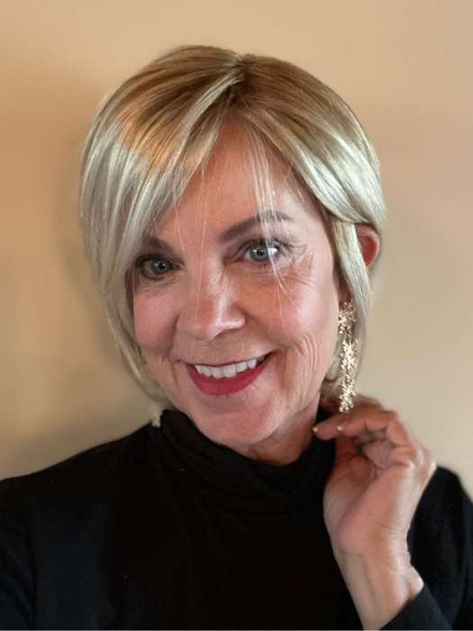 Brandi by Amore in shade Chestnut