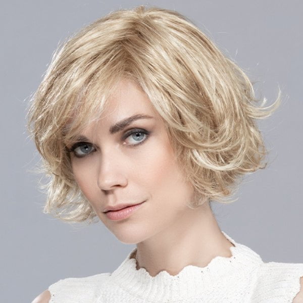 Lia II by Ellen in shade Light Bernstein Rooted