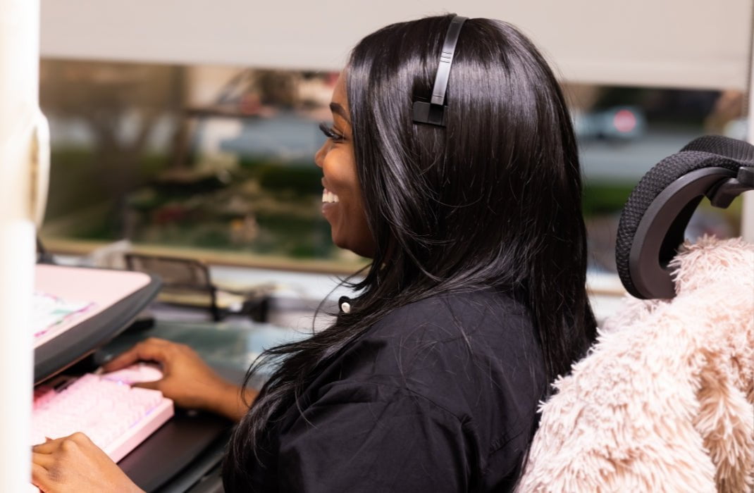 Featured Here: Touch by Ellen Wille in shade Candy Blonde Rooted