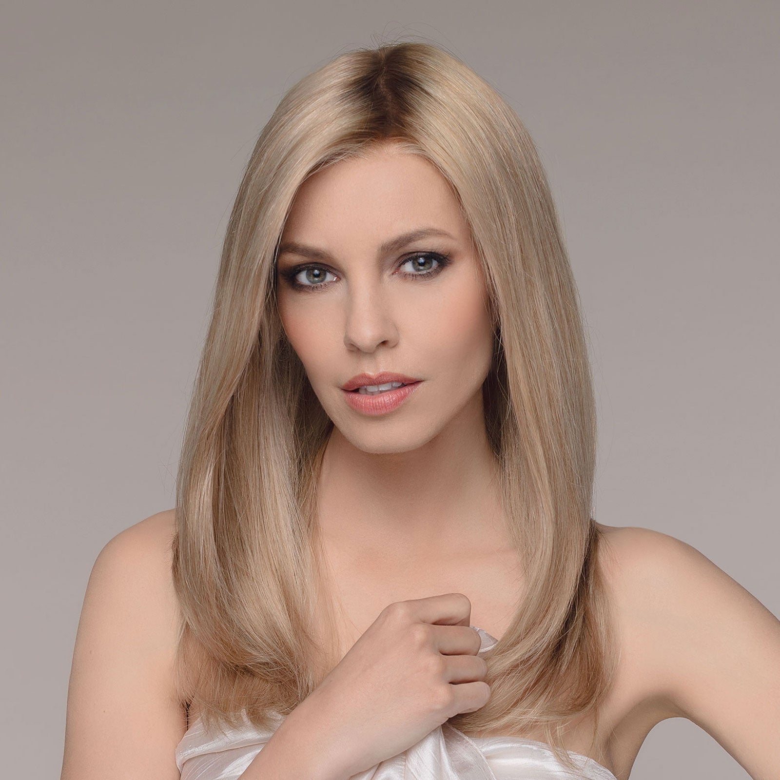 Emotion by Ellen Wille in shade Sandy Blonde Rooted