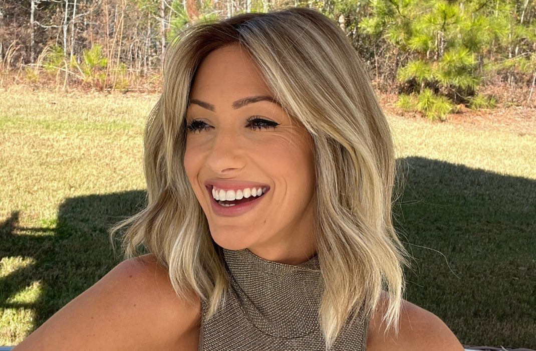 Featured Here: Hollie by Jon Renau in shade 12FS12 Malibu Blonde