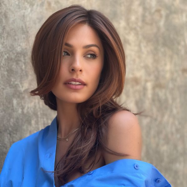 Music by Ellen Wille wig in shade Cinnamon Brown Rooted red wig