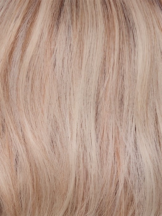 SEA SALT BLOND R | A perfect mixture of cool, icy-blond and warm-dark blond. The rich brown root tone enhances the modern appearance