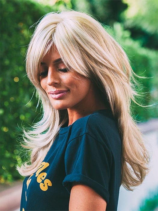 BROOKE by ENVY in LIGHT BLONDE | 2 toned blend of Creamy Blonde with Champagne highlights
