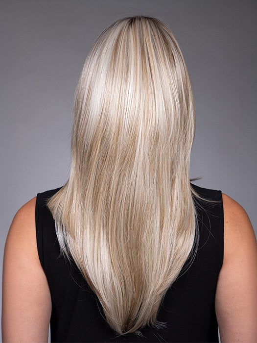 Model is wearing GIGI by BELLETRESS in color BUTTERBEER R | Dark Brown Base and Root that transitions smoothly into a buttery blonde, infused with creamy honey and toffee tones