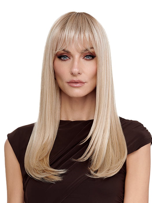Model is wearing NEXT TOP MODEL by TressAllure in color 19/23/R12 | A beautiful blend of Platinum Blonde and Pale Golden Blonde, shaded with Dark roots
