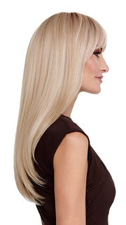 Model is wearing NEXT TOP MODEL by TressAllure in color 19/23/R12 | A beautiful blend of Platinum Blonde and Pale Golden Blonde, shaded with Dark roots