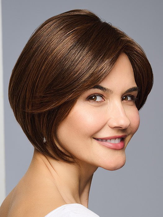 Model is wearing Top Billing 8" by Raquel Welch in RL6/30 COPPER MAHOGANY