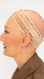 Tanya in WIG SECURE CRYSTAL® by AMY GIBSON in color BEIGE BLONDE