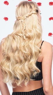 R14/88H Golden Wheat | Medium Blonde Streaked With Pale Gold Highlights
