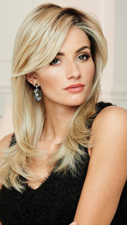 RAQUEL WELCH in RL19/23SS SHADED BISCUIT | Light Ash Blonde Evenly Blended with Cool Platinum Blonde with Dark Roots