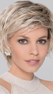 SCORE by ELLEN WILLE in LIGHT-CHAMPAGNE-ROOTED | Platinum Blonde, Cool Platinum Blonde, and Light Golden Blonde blend PPC MAIN IMAGE FB MAIN IMAGE