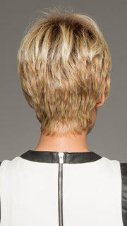 TEXTURED CUT by HAIRDO in SS14/88 SHADED GOLDEN WHEAT | Medium Blonde streaked with Pale Gold highlights, Medium Brown roots