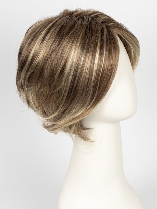 GL11-25SS SS HONEY PECAN | Chestnut brown base blends into multi-dimensional tones of brown and golden blonde