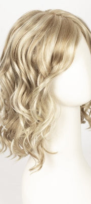 22F16 PINA COLADA | Light Ash Blonde & Light Natural Blonde Blend with Light Natural Blonde Nape