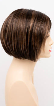 AMARETTO CREAM | Dark Brown roots with overall Medium Brown base with Honey Blonde highlights