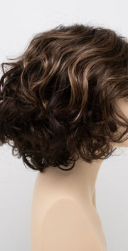 AMARETTO CREAM | Dark Brown roots with overall Medium Brown base with Honey Blonde highlights