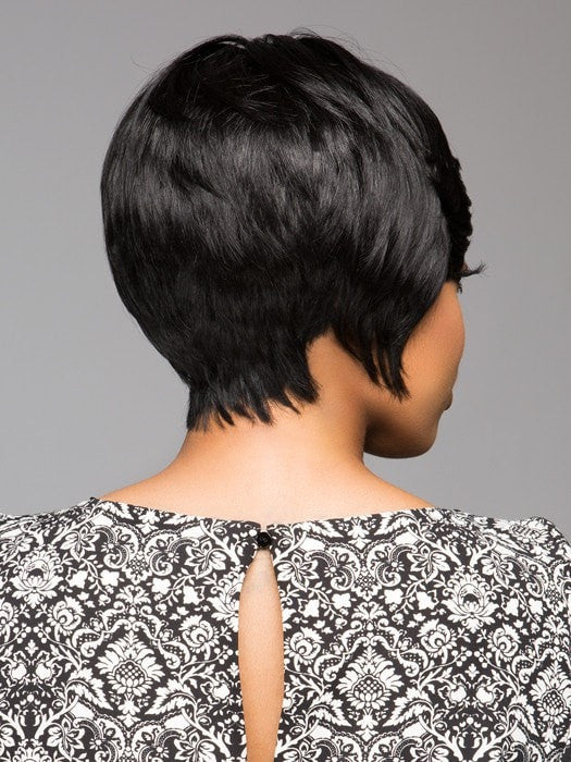 Tapered neckline with fullness | Color: 1B