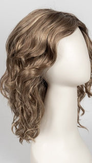 RH12/26RT4 | Light Brown with Fine Golden Blonde Highlights And Dark Roots