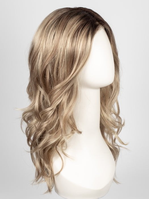 RH1488RT8 | Highlighted Copper Blonde With Golden Brown Roots
