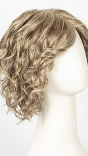 GL15-26 BUTTERED TOAST | Medium Blonde with Light Blonde Highlights