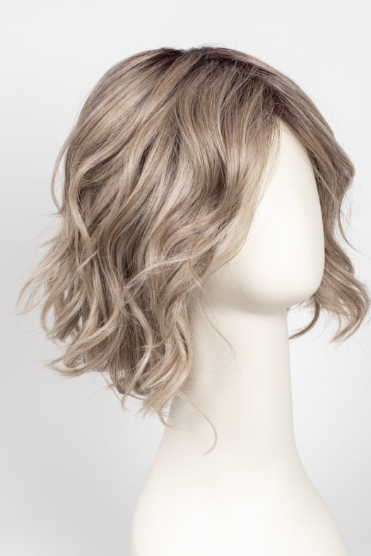 RL17/23SS ICED LATTE MACCHIATO | Honey Blonde shaded with Cool Blonde with Dark Roots