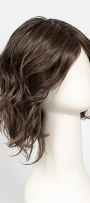 RL8/12SS ICED MOCHA | Medium Brown shaded with Dark Blonde