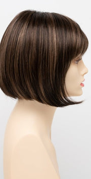 AMARETTO CREAM | Dark Brown roots with overall Medium Brown base with Honey Blonde highlights