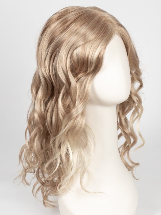 24B22 CREME BRULEE | Light Gold Blonde & Light Ash Blonde Blend