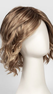 14/26S10 SHADED PRALINES N' CREAM | Light Gold Blonde & Medium Red-Gold Blonde Blend, Shaded with Light Brown
