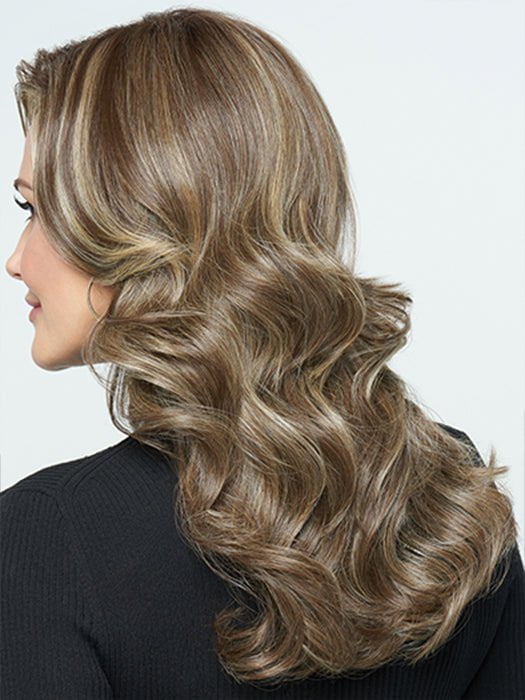 The glamorous, layered creation gives you full volume and fabulousness