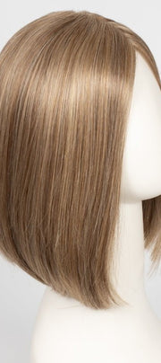 RL13/88 Golden Pecan | Neutral Medium Blonde With Pale Honey Blonde Highlights