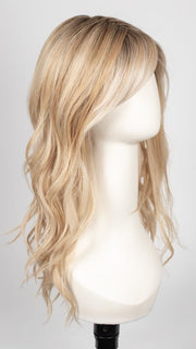 24/102/R12 | Gold Blonde with Platinum highlights with Gold Brown roots