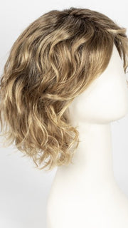 CARAMEL ROOTED | Medium Gold Blonde and Light Gold Blonde Blend with Light Brown Roots
