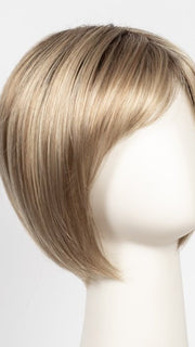 CREAMY-TOFFEE-R | Rooted Dark Blonde Evenly Blended with Light Platinum Blonde and Light Honey Blonde