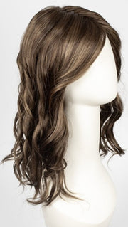 8RH14 MOUSSE CAKE | Medium Brown with 33% Medium Natural Blonde Highlights