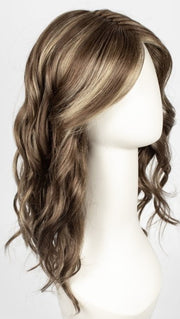10RH16 CAFFE MOCHA | Light Brown with 33% Light Natural Blonde Highlights