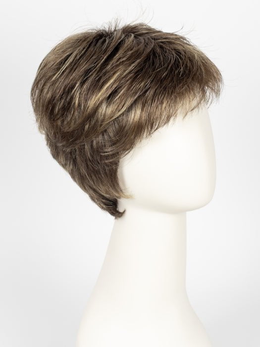 SS8/25 SHADED GOLDEN WHEAT | Rich Medium Brown Evenly Blended with Golden Blonde Highlights with Dark Roots