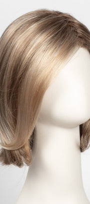 12FS12 MALIBU BLONDE | LIght Gold Brown, Light Natural Gold Blonde, Pale Natural Gold-Blonde Blend, Shaded with Light Gold Brown