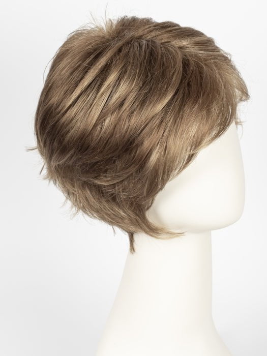 R12/26H HONEY PECAN | Light brown with subtle cool highlights