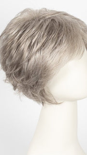 R119G SILVER & SMOKE | Light brown with 80% grey in front gradually blended into 50% grey in nape area