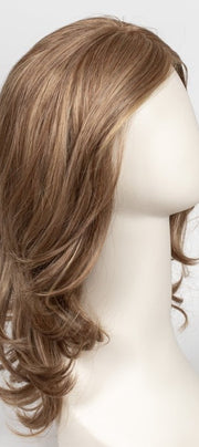 RL14/22 SHADED WHEAT | Dark Blonde Evenly Blended with Platinum Blonde and Dark Roots