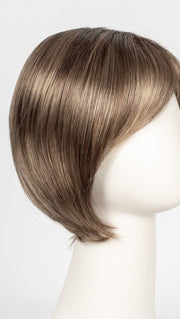 SS10/22 SHADED ICED CAPPUCCINO | Light Brown shaded with Medium Blonde