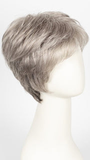 R119G GRADIENT SMOKE | Light Brown with 80% Gray in front gradually blended into 50% Gray in nape area